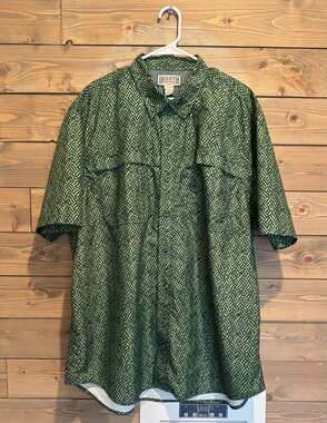 Duluth Trading Co Men's 2XL Tall Green Geometric Button Down Shirt